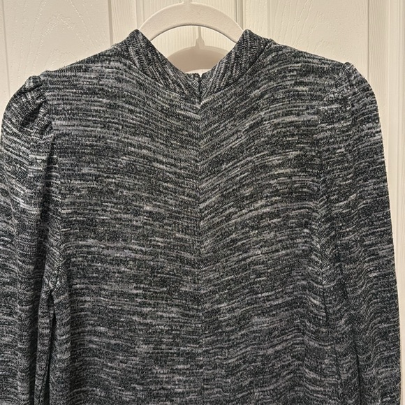 GUC LOFT Long Sleeve Dress - Picture 4 of 5